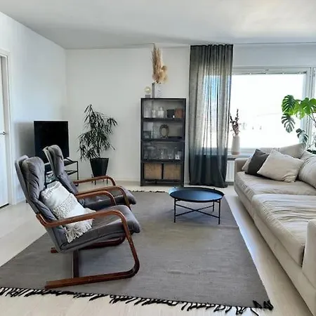 Luxury Penthouse In Center Apartman