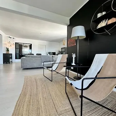 Luxury Penthouse In Center Apartman *
