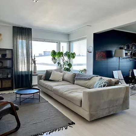 Luxury Penthouse In Center *